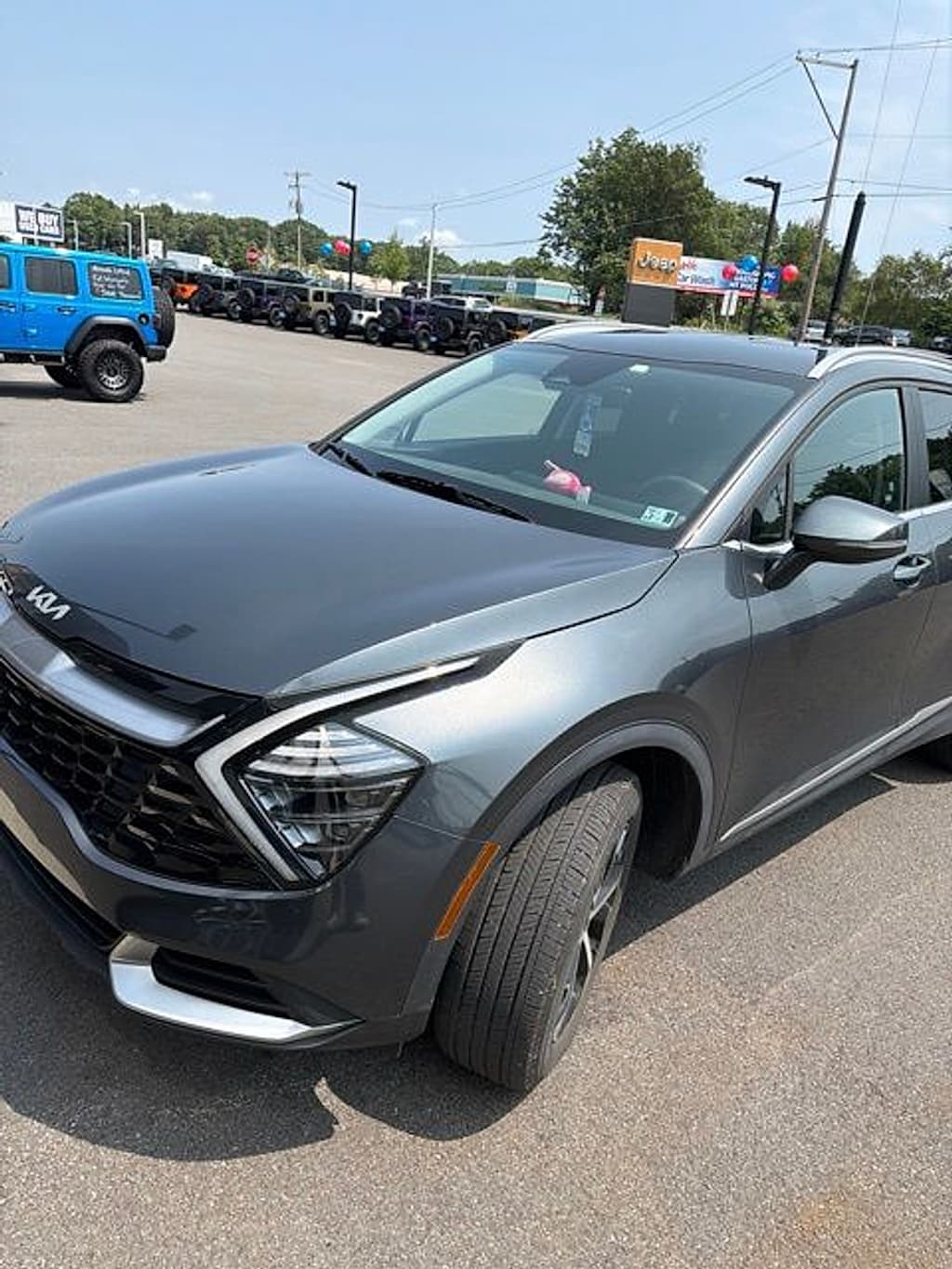 Used 2025 Kia Sportage EX SUV