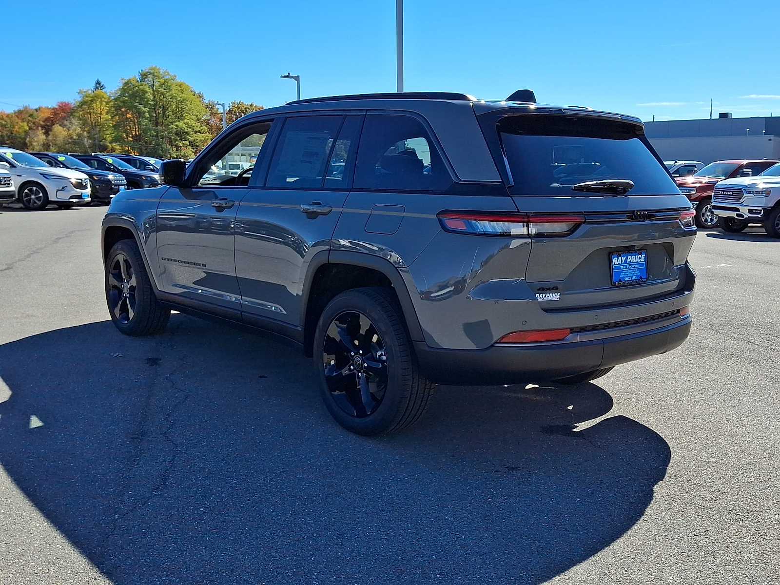 New 2027 Jeep Grand Cherokee Limited 4x2 Sport Utility