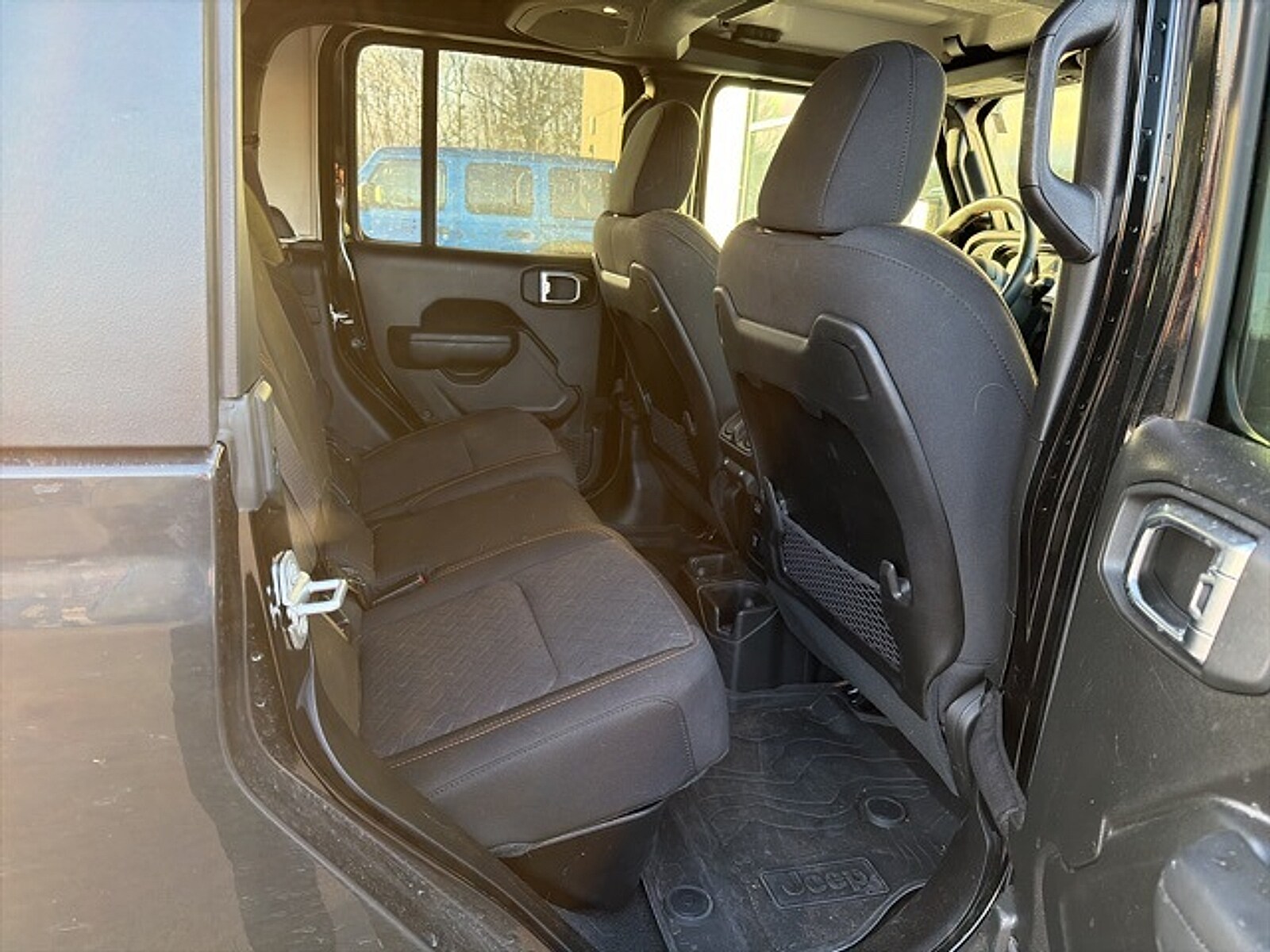 2024 Jeep Gladiator Mojave photo 3