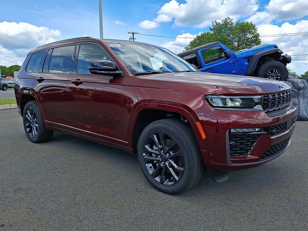 New 2026 Jeep Grand Cherokee L Limited Reserve 4x4 Sport Utility