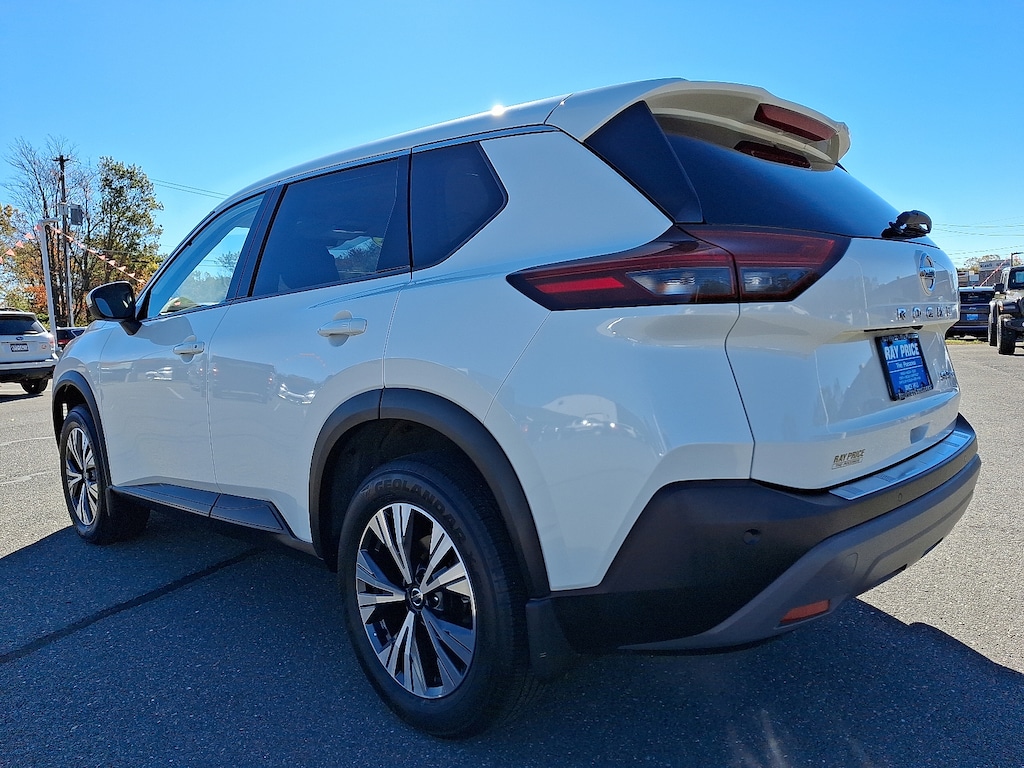 Used 2021 Nissan Rogue SV SUV