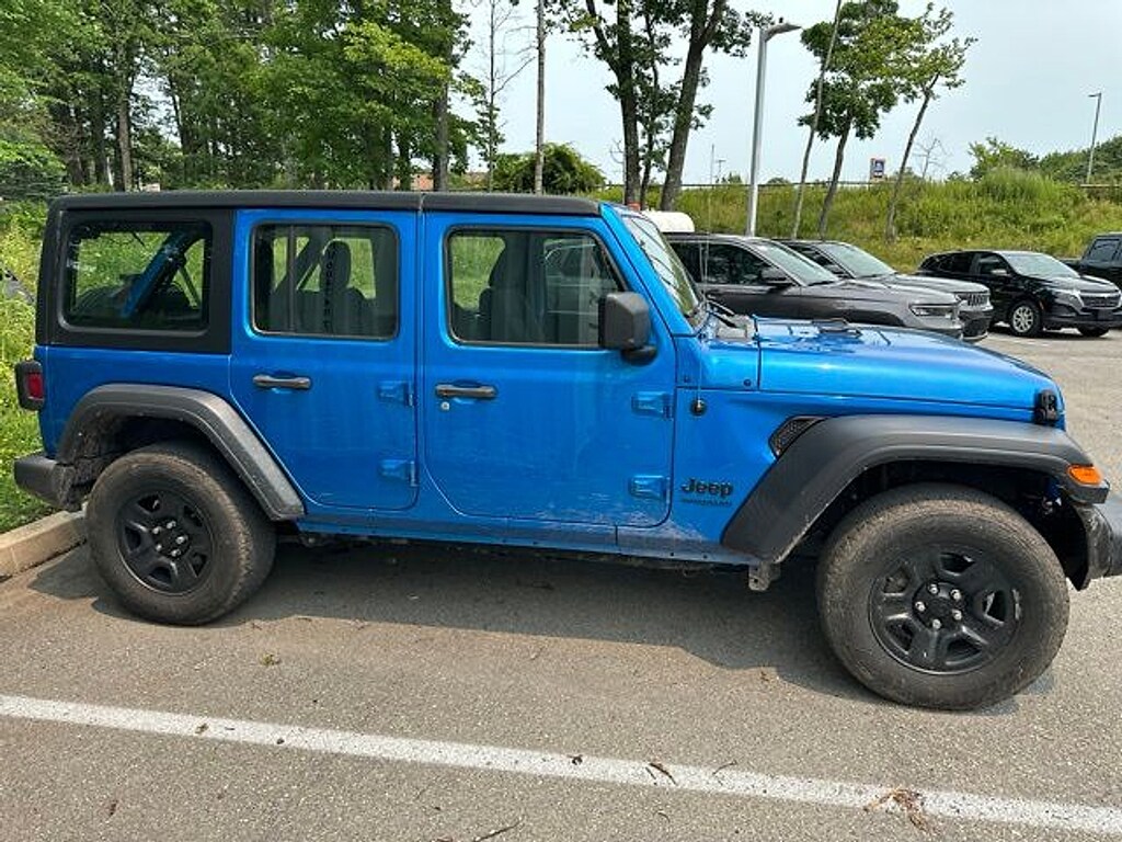 Used 2022 Jeep Wrangler Unlimited Sport SUV