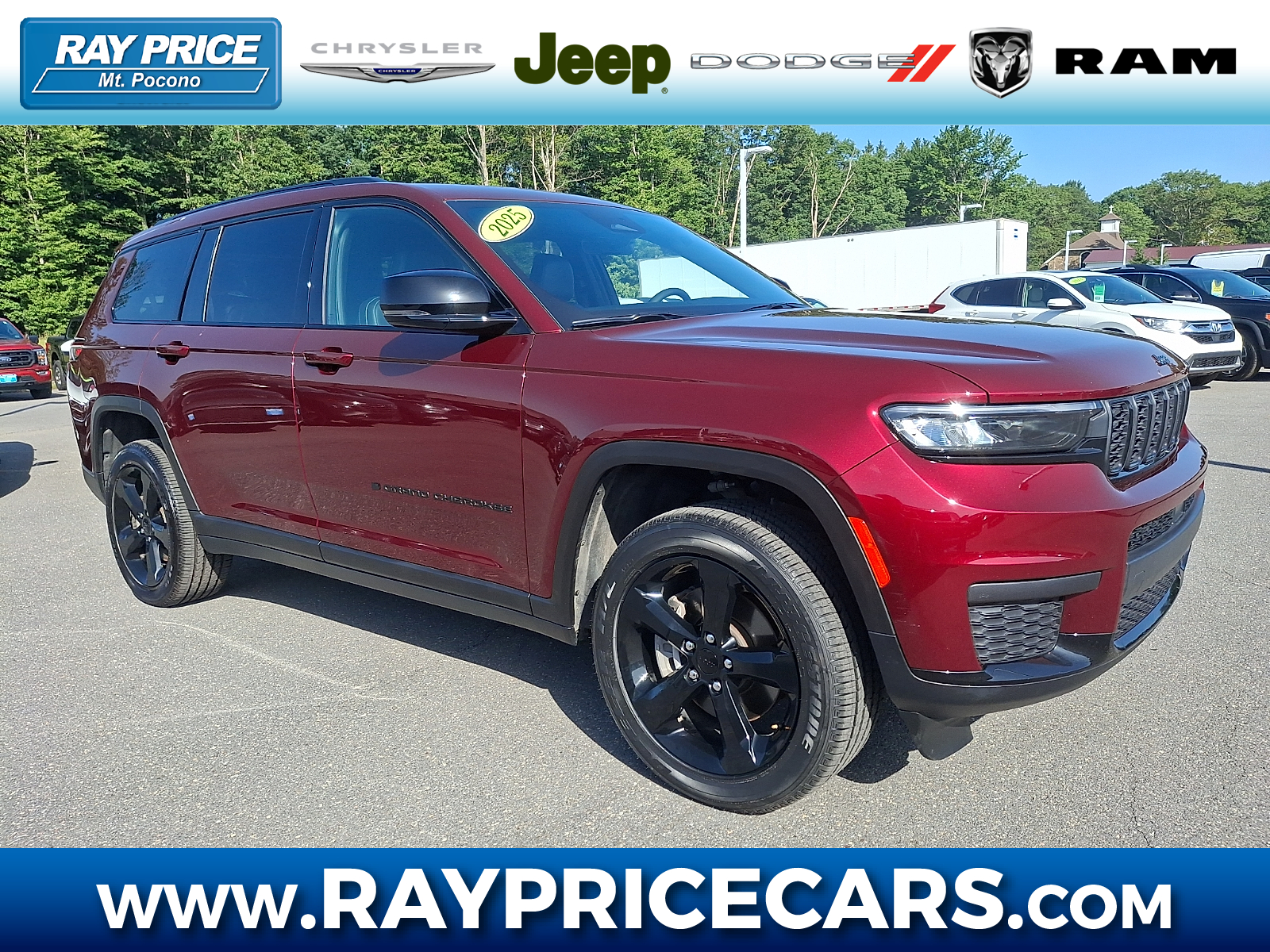 2025 Jeep Grand Cherokee L Laredo SUV
