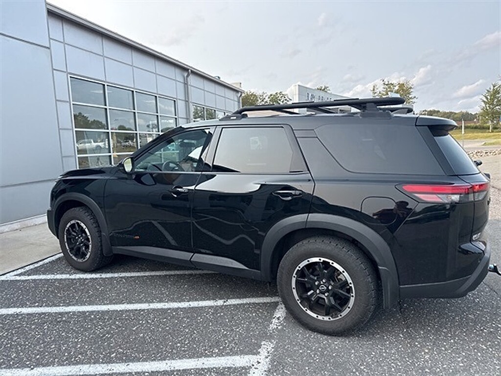 Used 2024 Nissan Pathfinder Rock Creek SUV