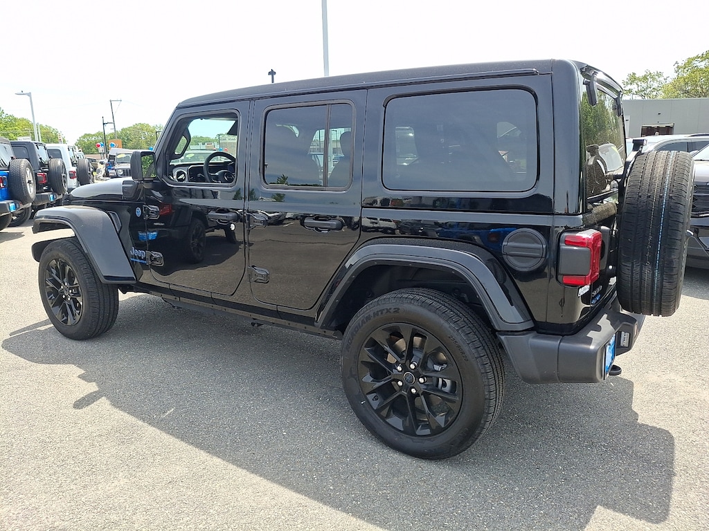 Certified 2025 Jeep Wrangler 4xe Sahara SUV