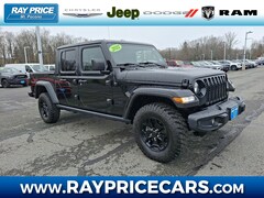 2022 Jeep Gladiator Sport Truck Crew Cab