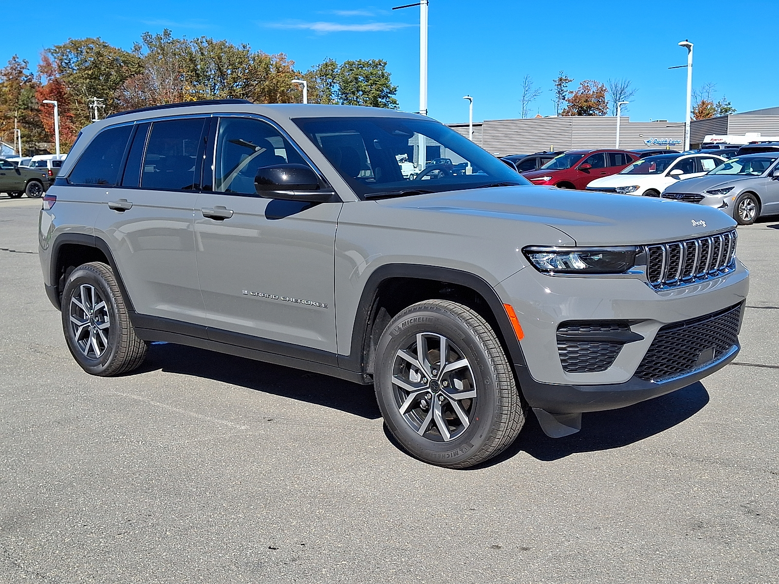 2027 Jeep Grand Cherokee Laredo X 4x4 Sport Utility