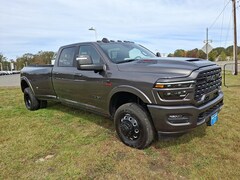 2025 Ram 3500 Limited Crew Cab 4x4 8 Box Pickup