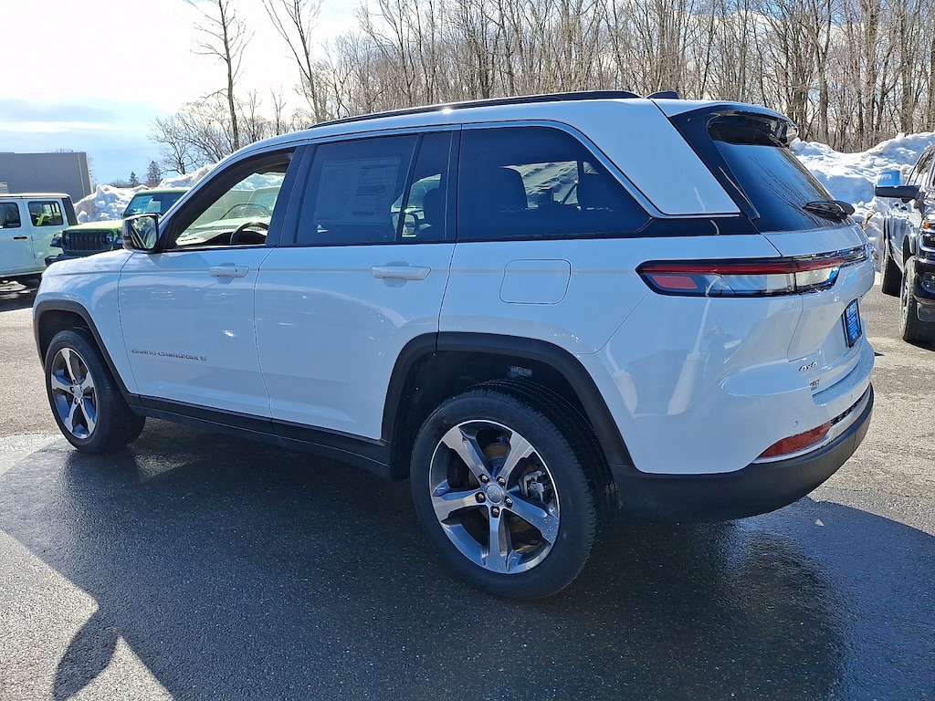 New 2026 Jeep Grand Cherokee Limited 4x4 Sport Utility