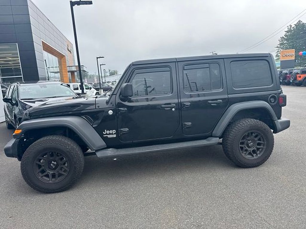 Used 2021 Jeep Wrangler Unlimited Sport SUV