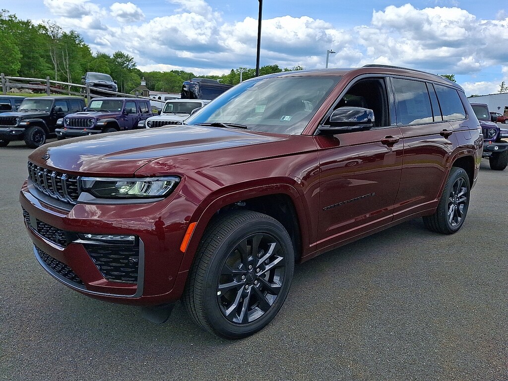 New 2026 Jeep Grand Cherokee L Limited Reserve 4x4 Sport Utility