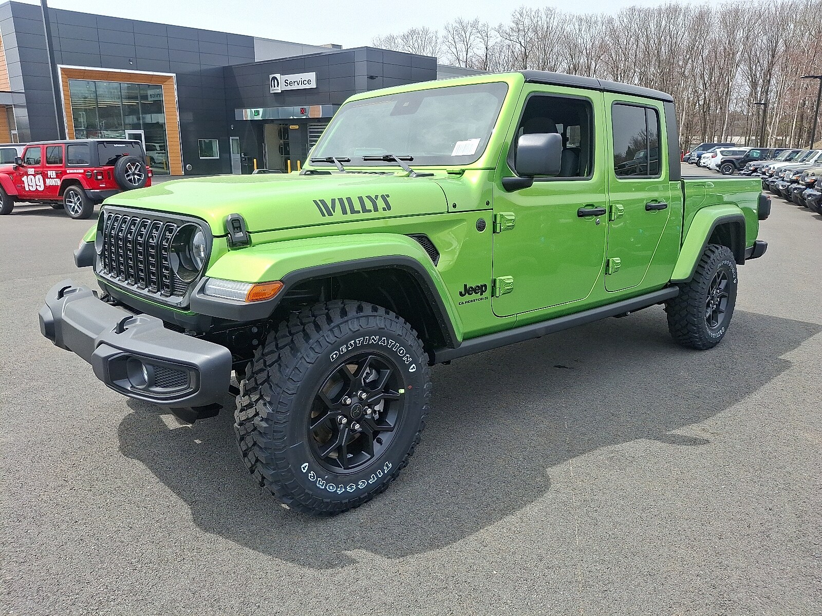 2025 Jeep Gladiator Willys photo 2