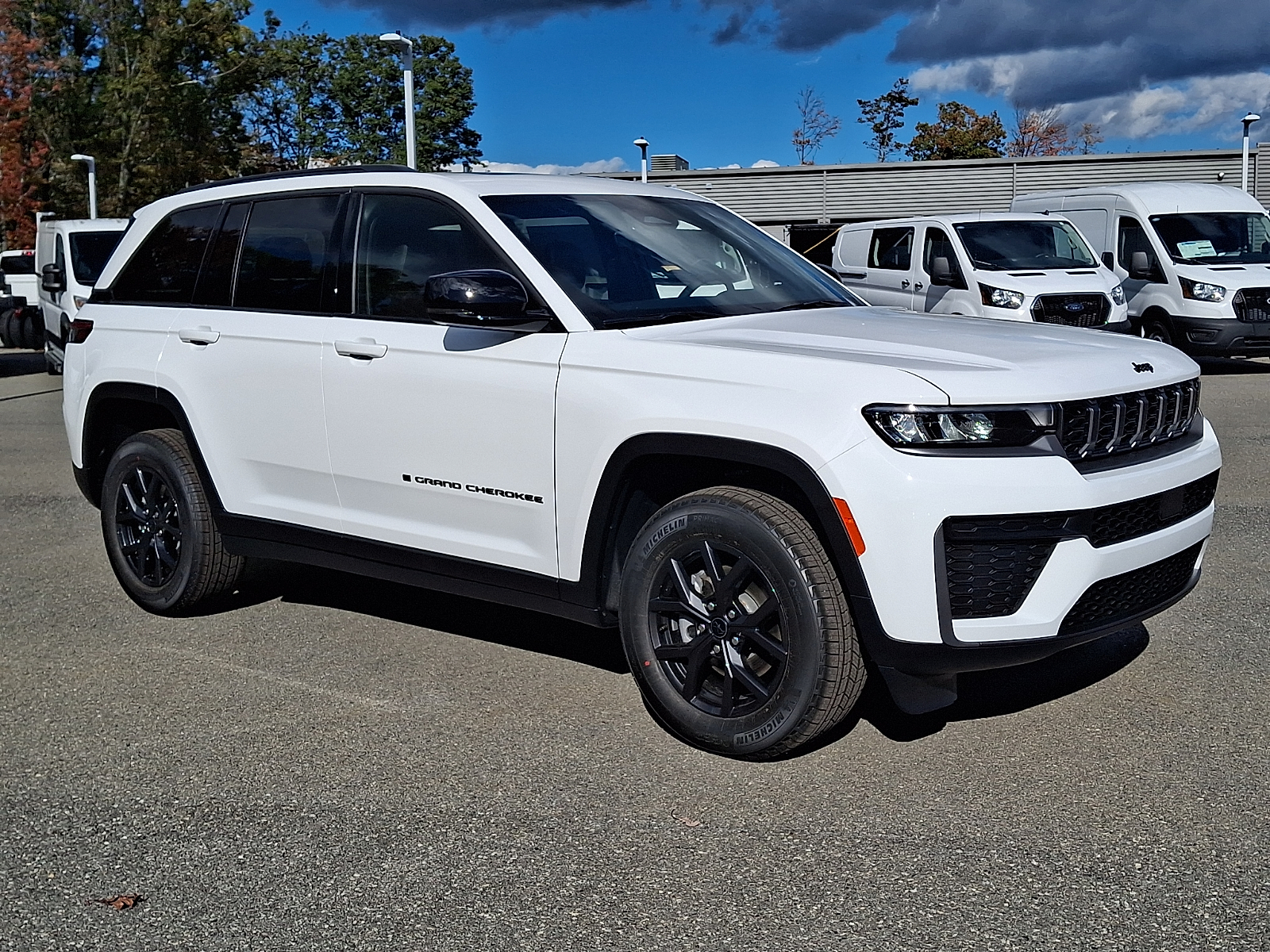 New 2027 Jeep Grand Cherokee Laredo Altitude 4x4 Sport Utility