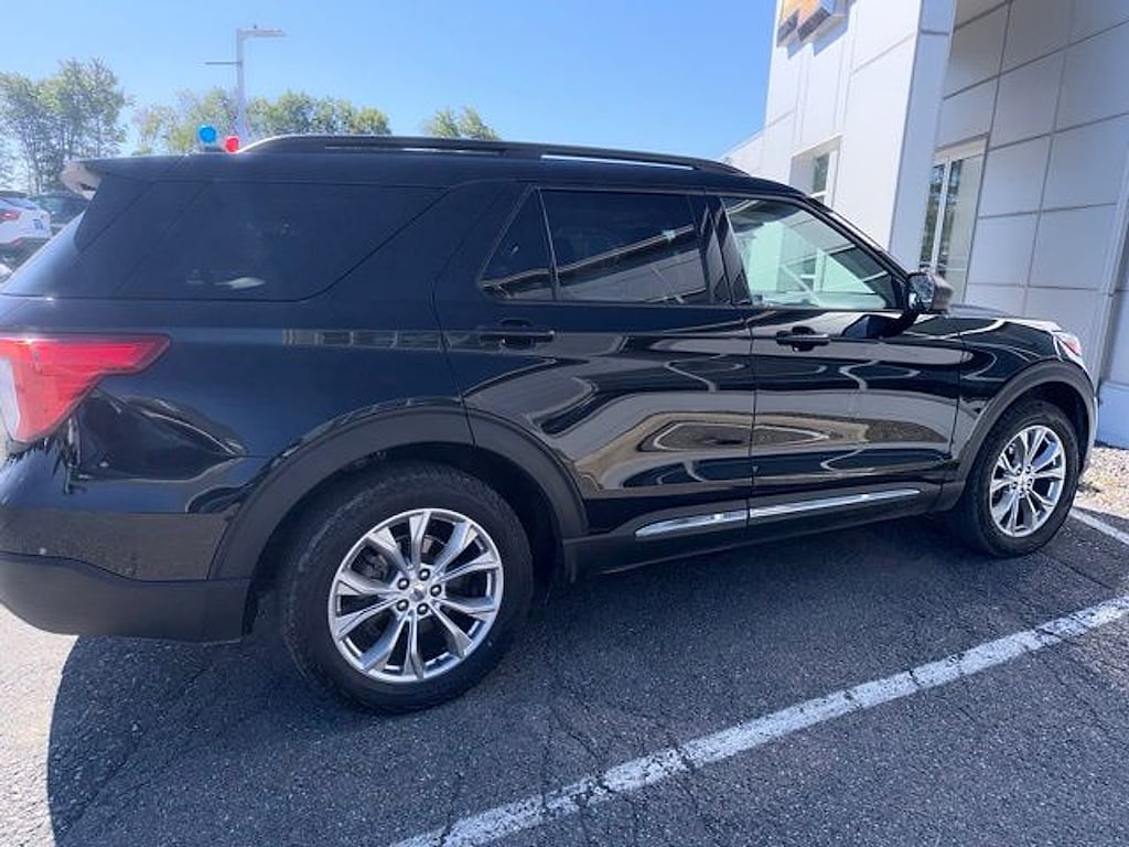 Used 2021 Ford Explorer XLT SUV