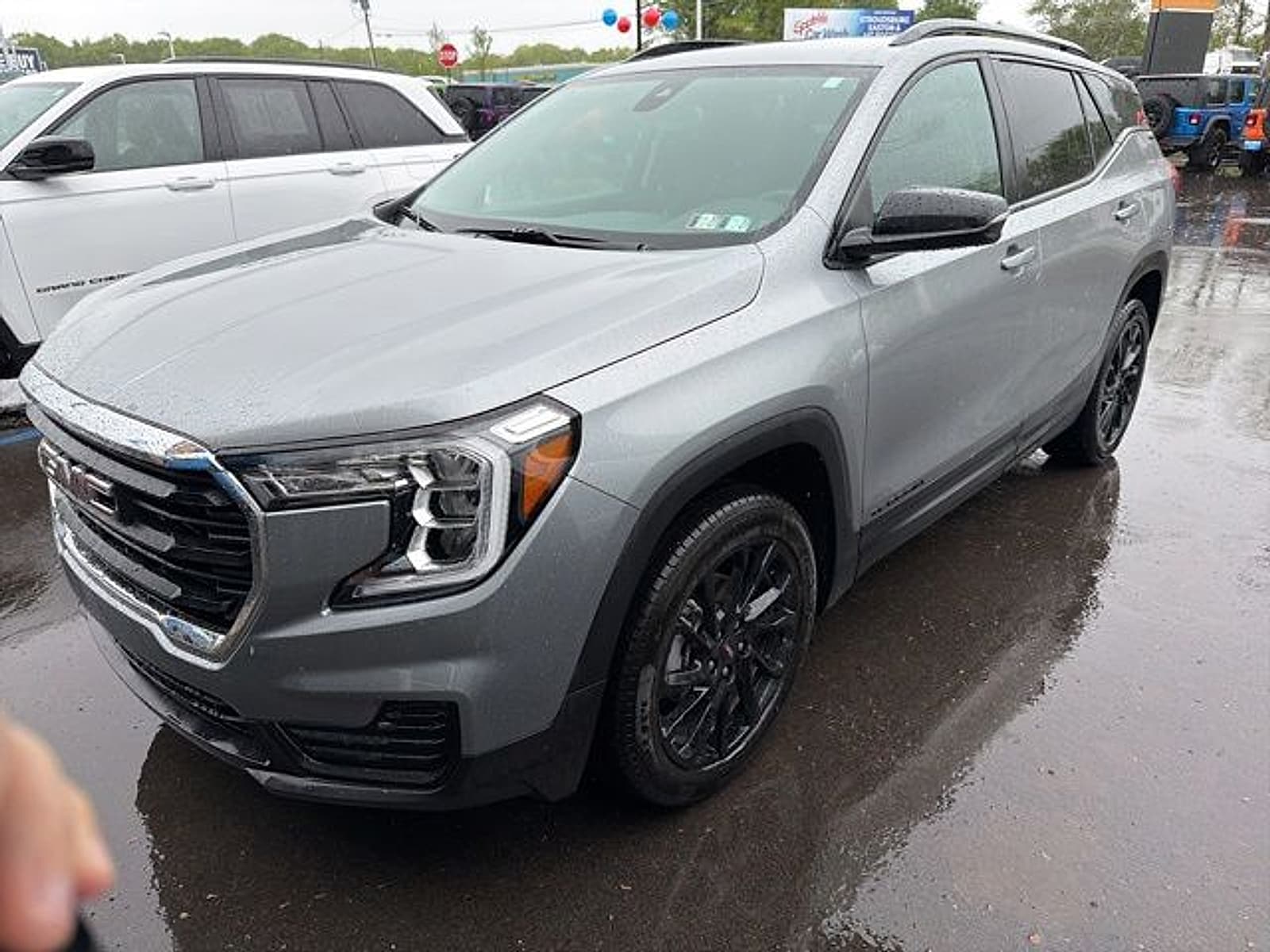 2024 GMC Terrain SLE AWD's photo
