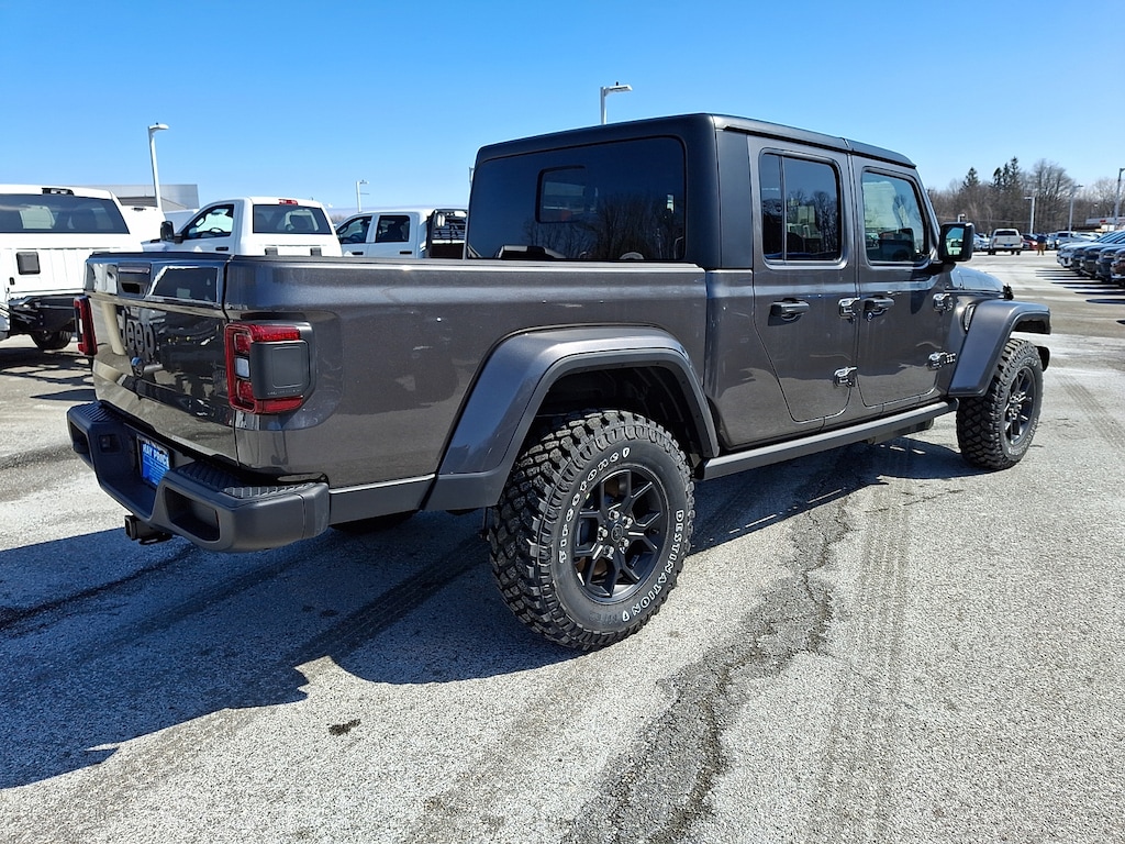 New 2026 Jeep Gladiator Willys 4x4 Pickup