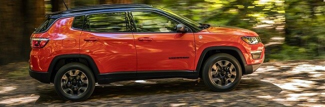 Jeep Compass Vs Honda Cr V Vs Ford Escape Ray Price Cdjr Mount
