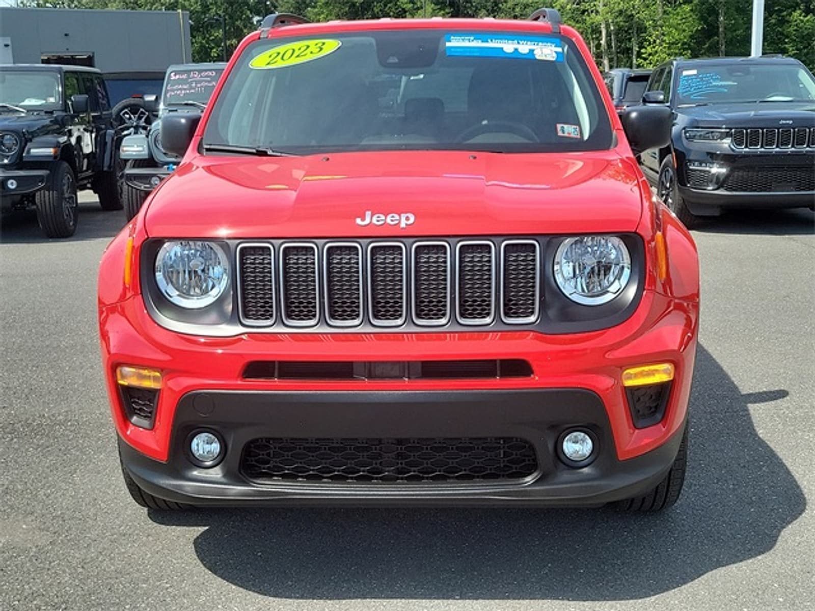 Used 2023 Jeep Renegade Latitude with VIN ZACNJDB16PPP60662 for sale in Mount Pocono, PA