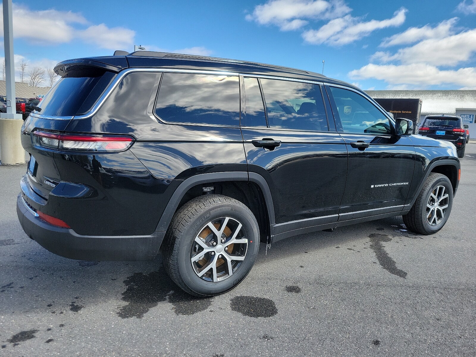 2024 Jeep Grand Cherokee Limited photo 4