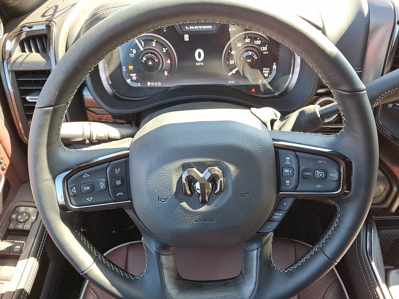 2026 RAM 2500 Limited - Photo 16