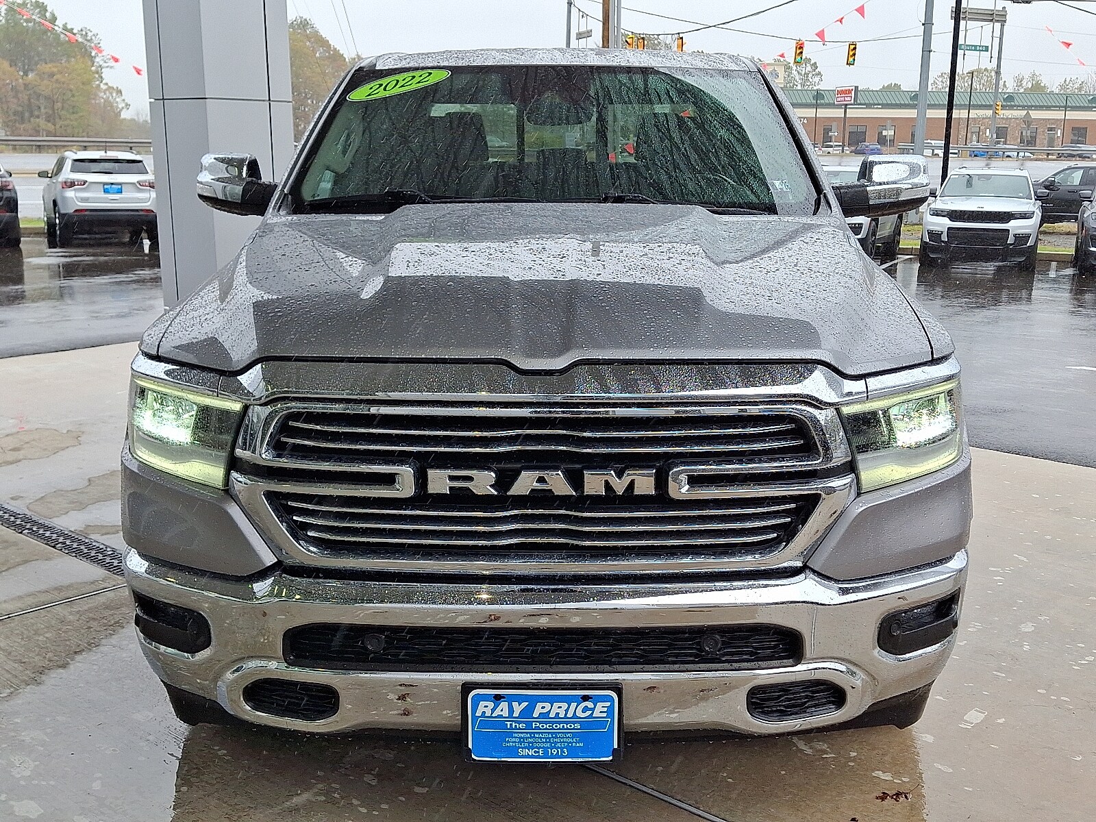 2022 Ram 1500 Laramie photo 2