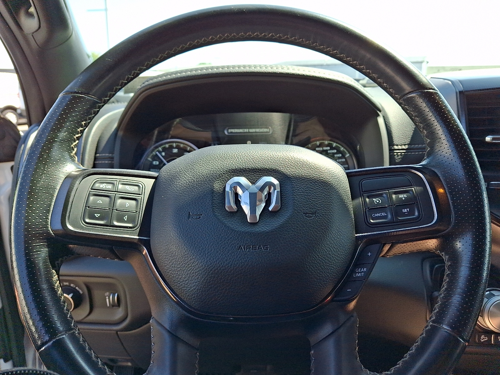 Photo 19