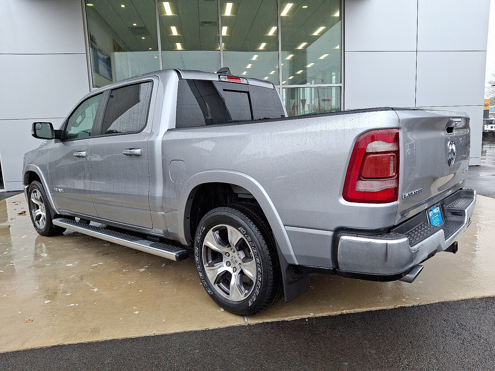 2022 Ram 1500 Laramie photo 4