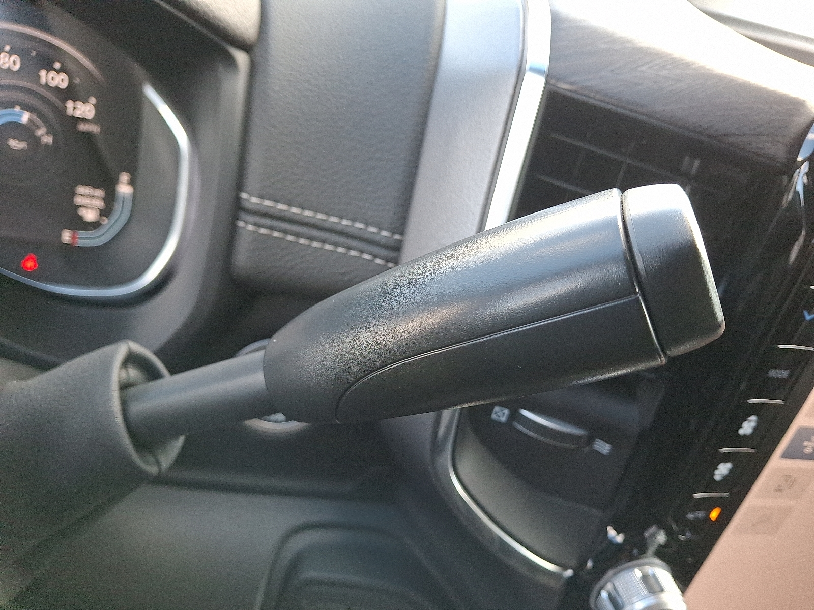 2026 RAM 2500 Laramie - Photo 11