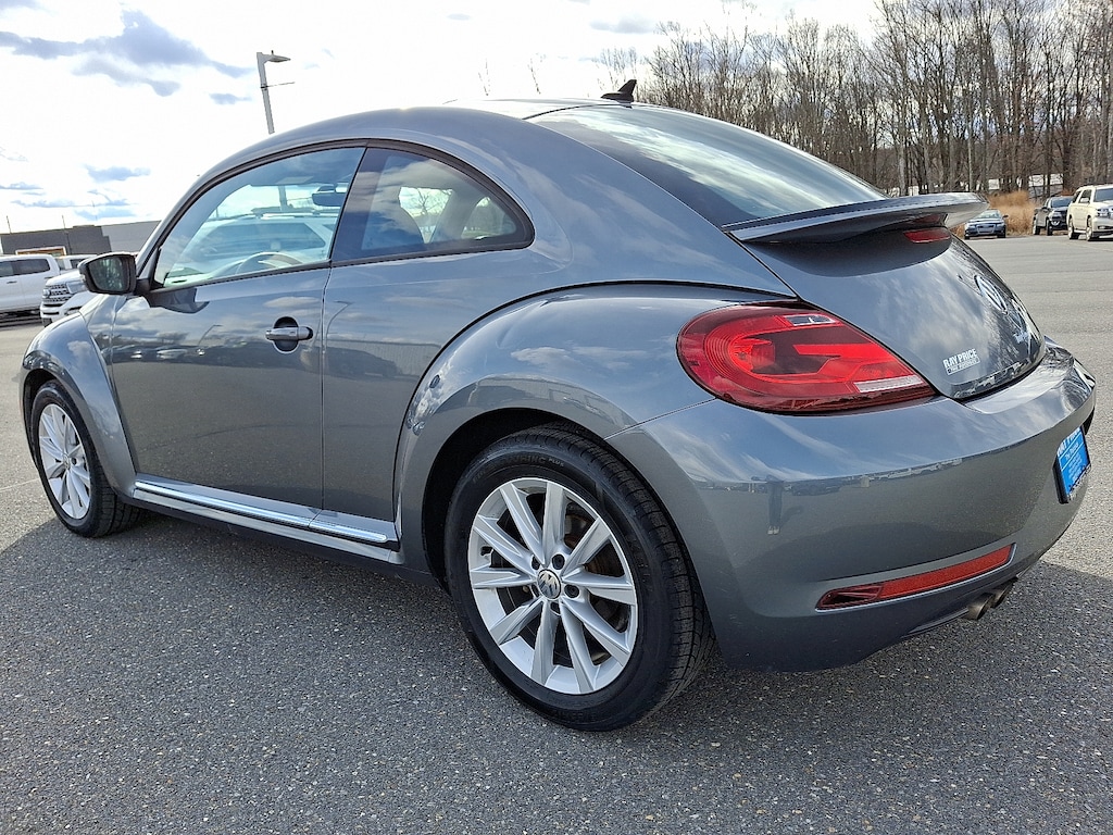 Used 2018 Volkswagen Beetle 2.0T S Hatchback