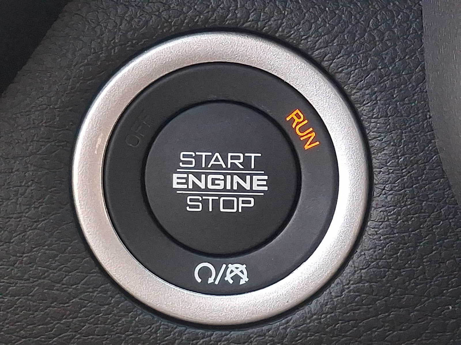2026 RAM 1500 Laramie - Photo 16