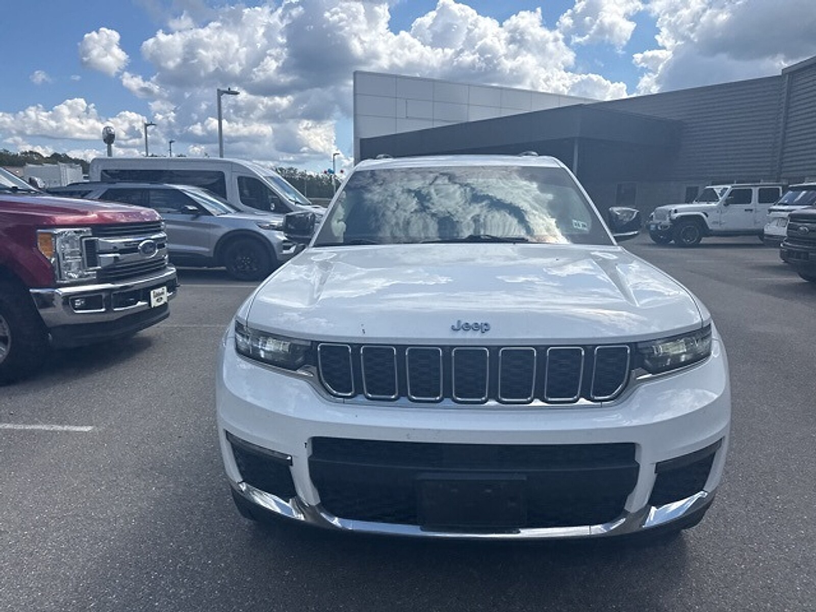 2021 Jeep Grand Cherokee Limited photo 2