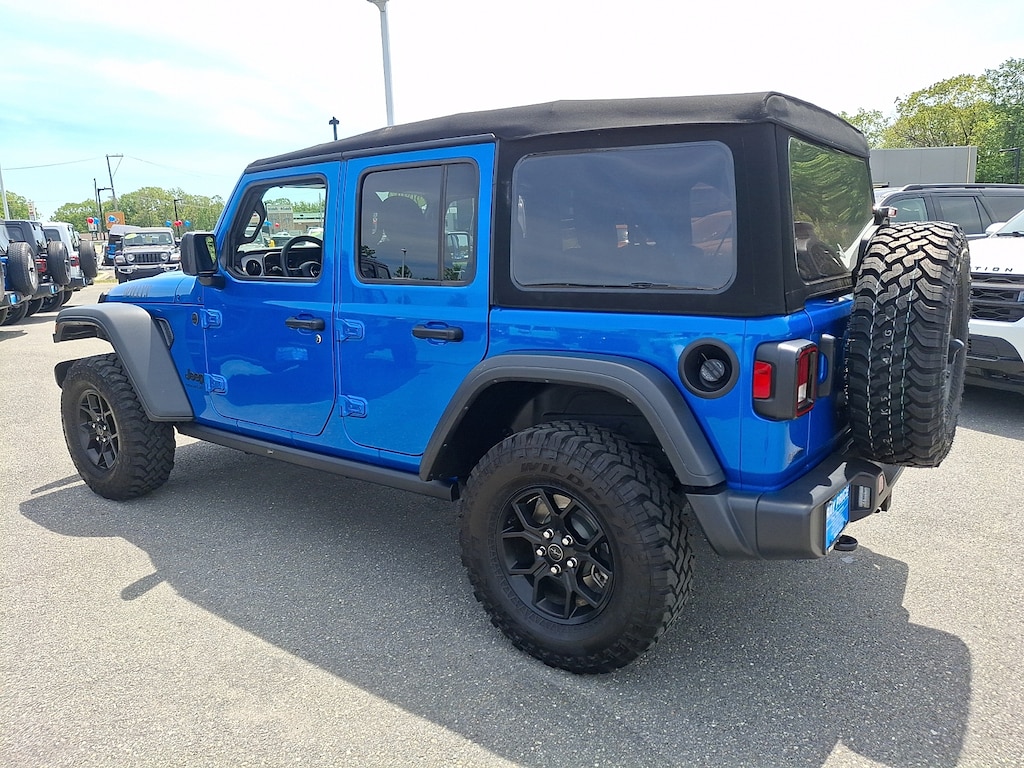 Used 2024 Jeep Wrangler Sport SUV