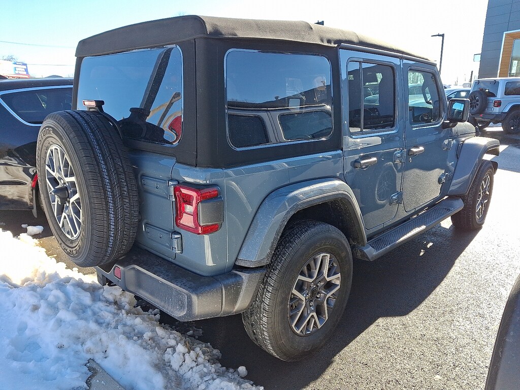 Used 2024 Jeep Wrangler Sahara SUV