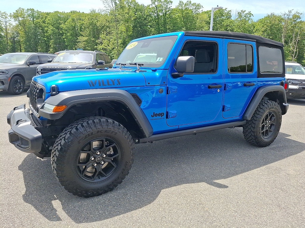 Used 2024 Jeep Wrangler Sport SUV