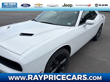 2022 Dodge Challenger SXT Coupe