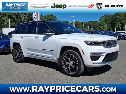 2022 Jeep Grand Cherokee Summit SUV