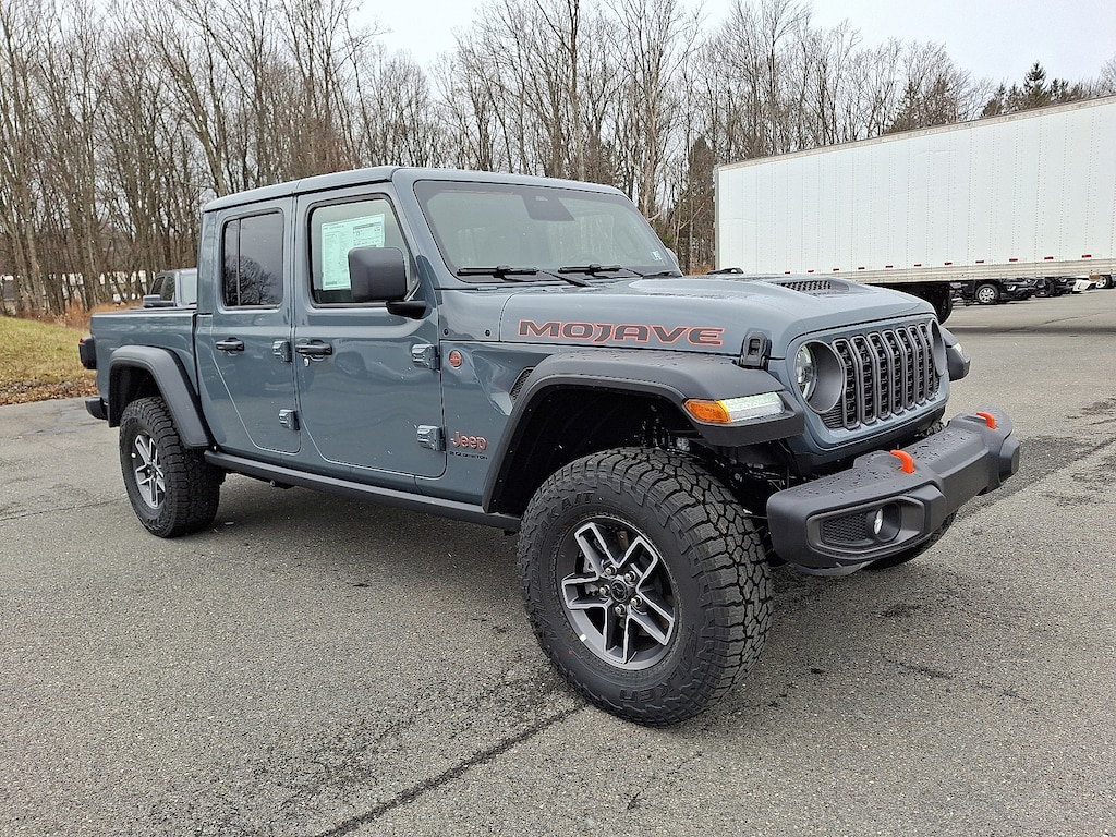 New 2026 Jeep Gladiator Mojave 4x4 Pickup