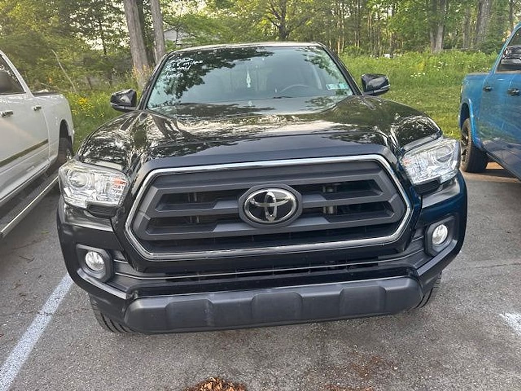 Used 2022 Toyota Tacoma SR5 V6 Truck Double Cab