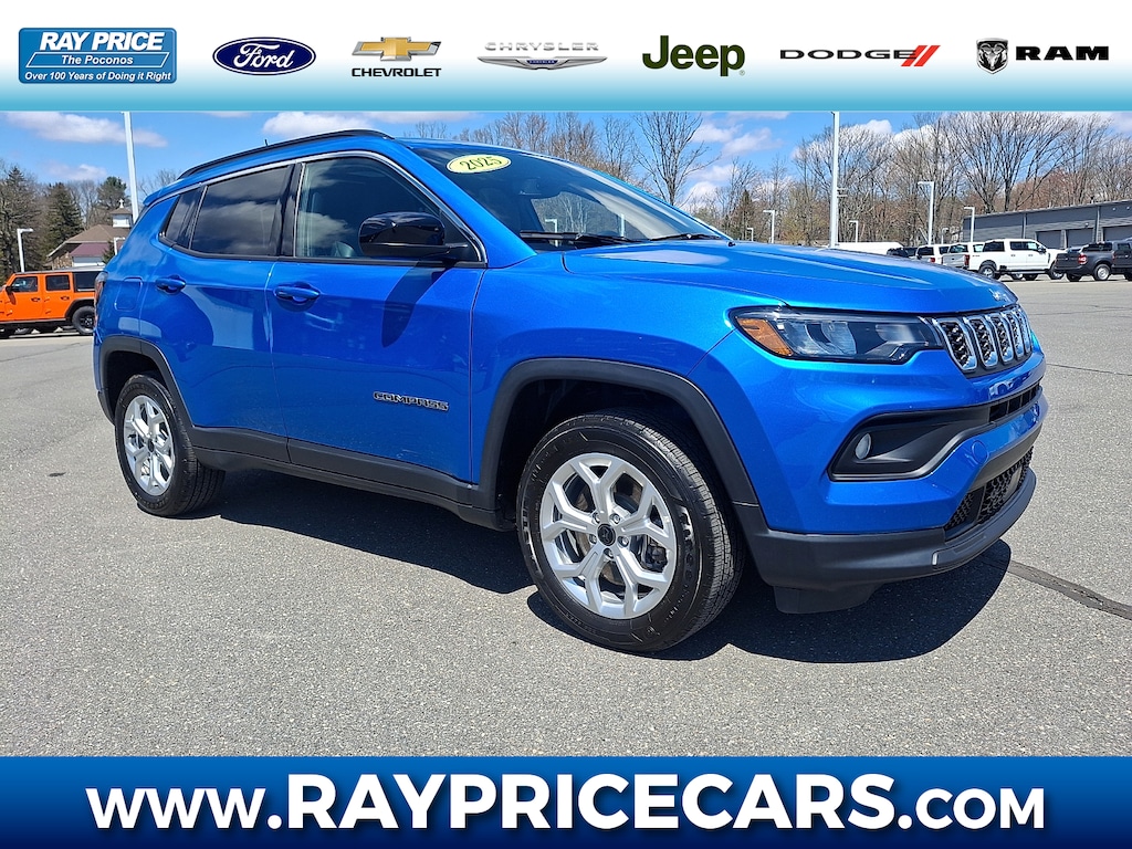 Used 2025 Jeep Compass Latitude SUV