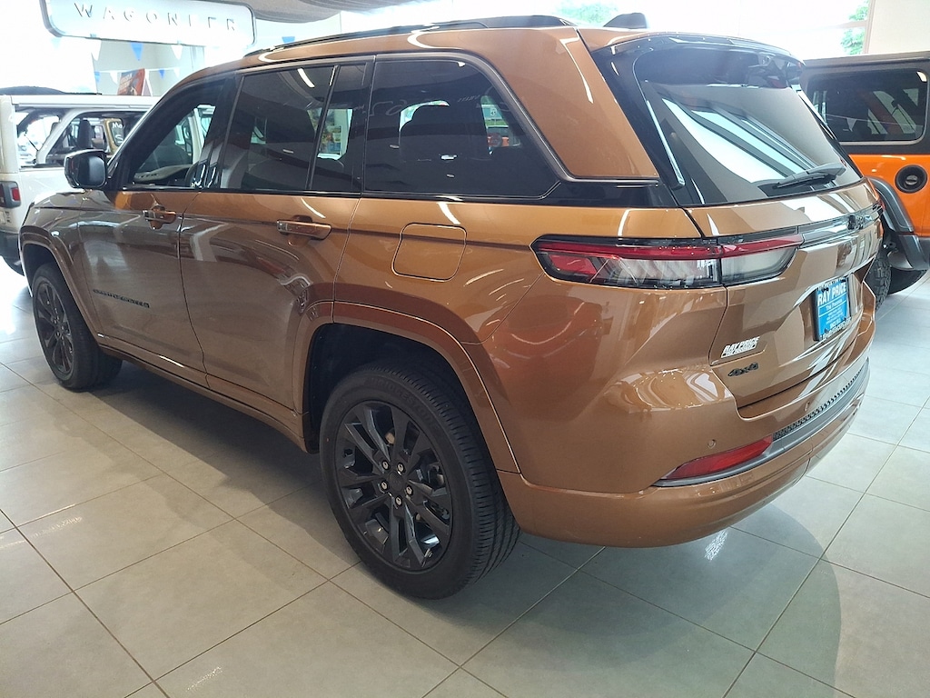 New 2026 Jeep Grand Cherokee Limited Reserve 4x4 Sport Utility
