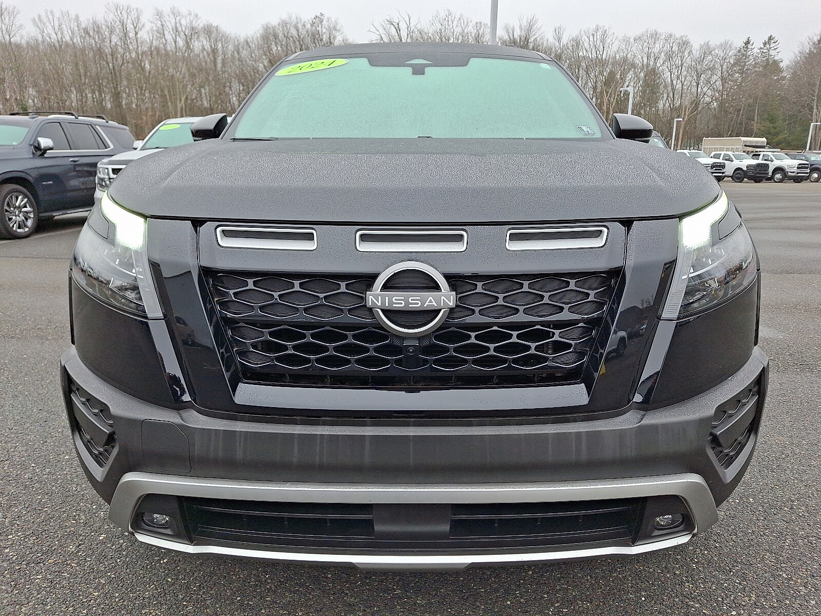 2024 Nissan Pathfinder Rock Creek photo 2