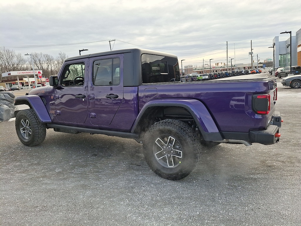 New 2026 Jeep Gladiator Mojave 4x4 Pickup