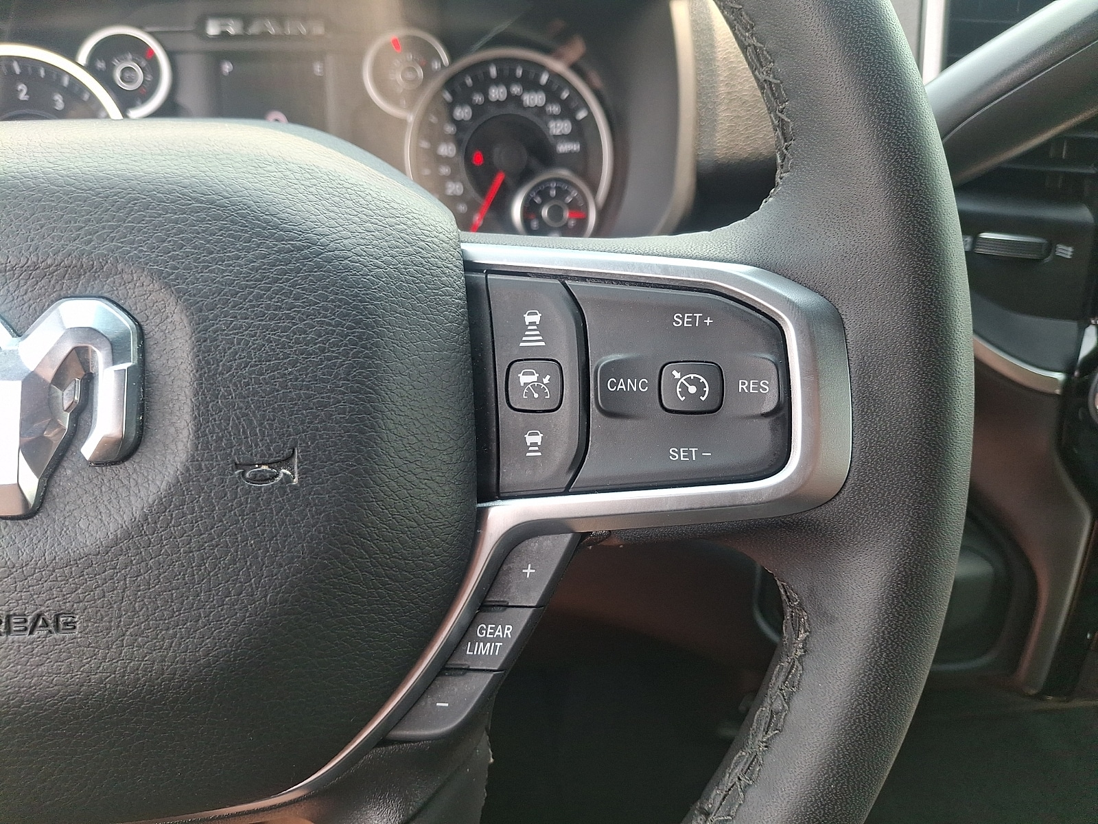 2025 RAM Ram 2500 Pickup Big Horn - Photo 22