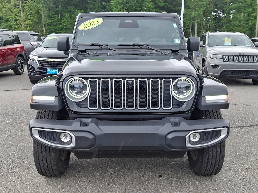 Certified 2025 Jeep Wrangler Sahara SUV