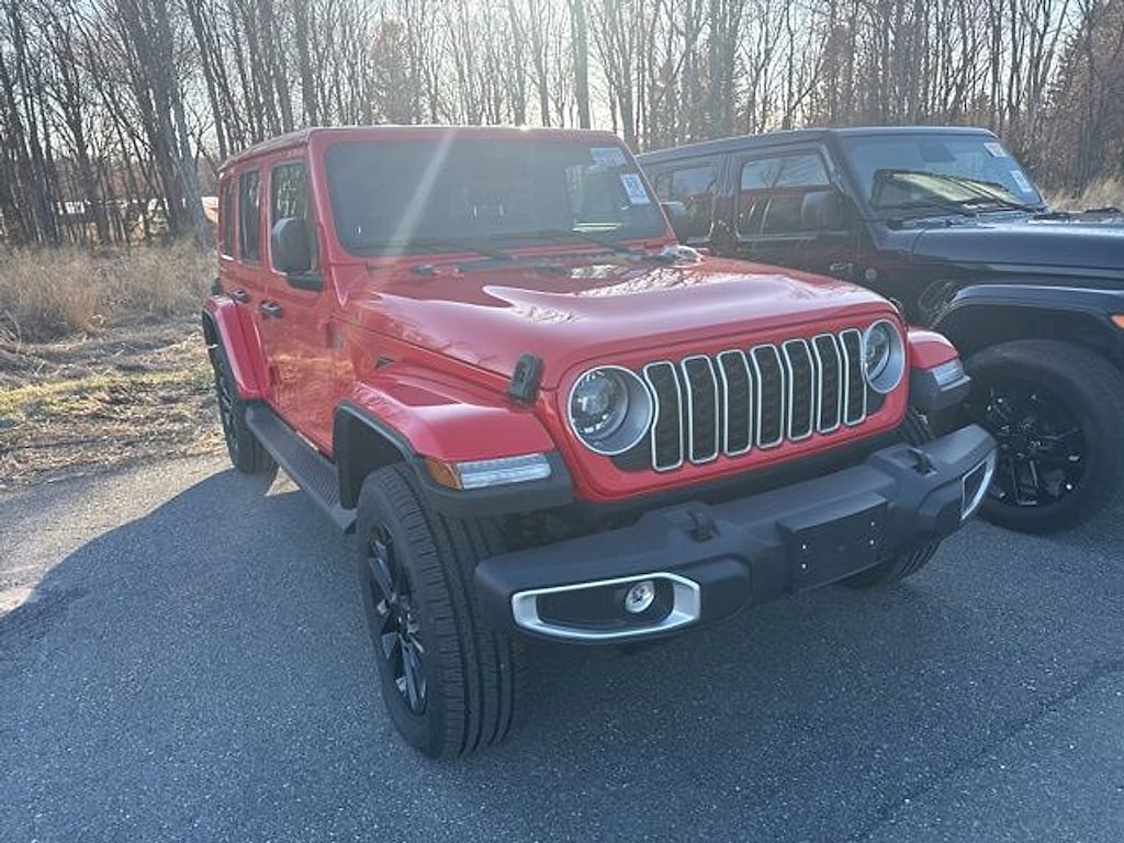 Used 2025 Jeep Wrangler 4xe Sahara SUV