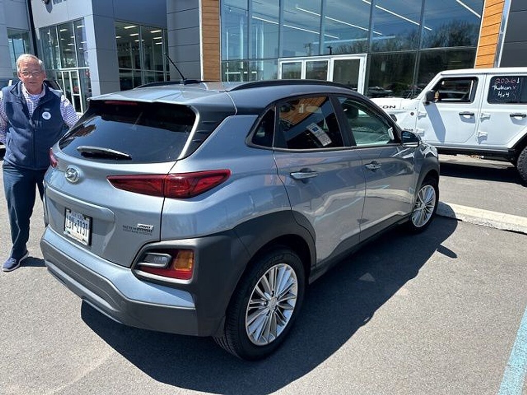 Used 2021 Hyundai Kona SEL SUV