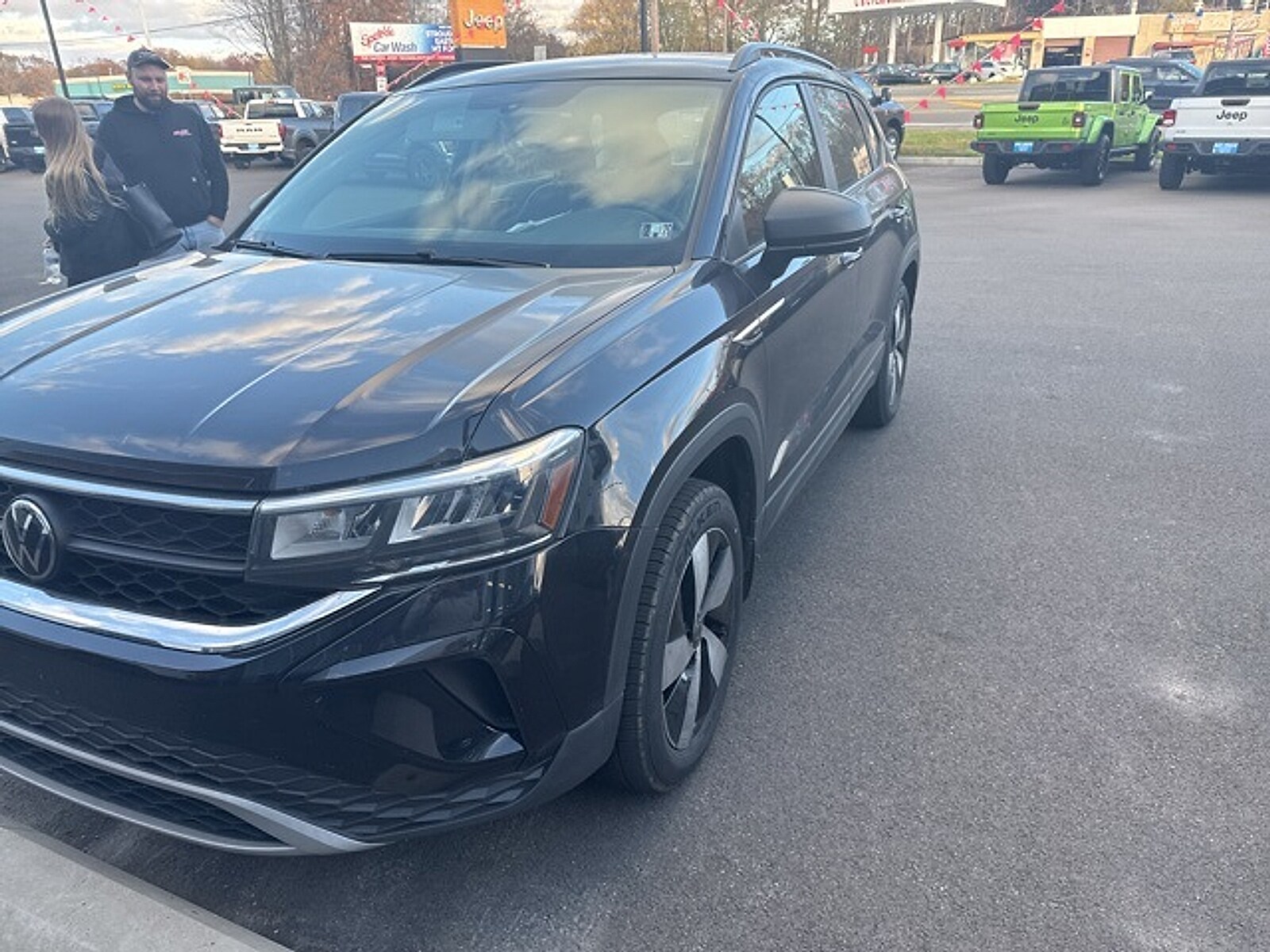 2023 Volkswagen Taos S photo 2