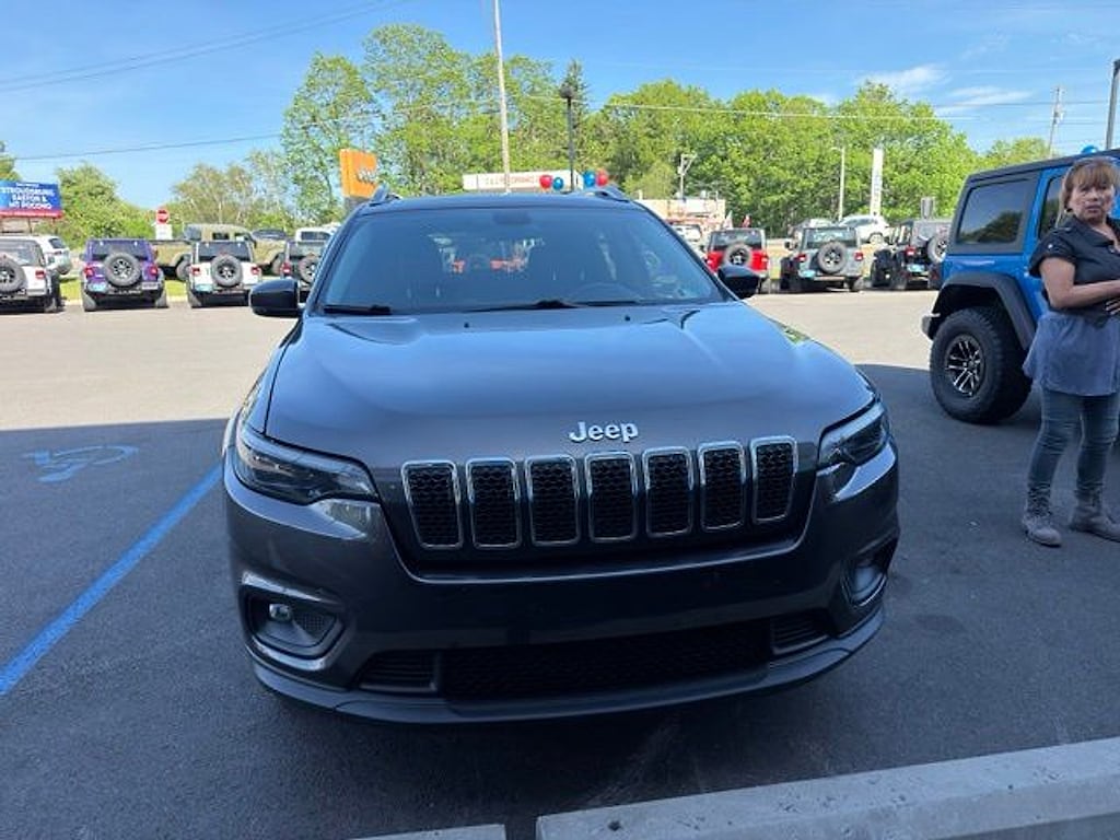 Used 2020 Jeep Cherokee Latitude Plus SUV