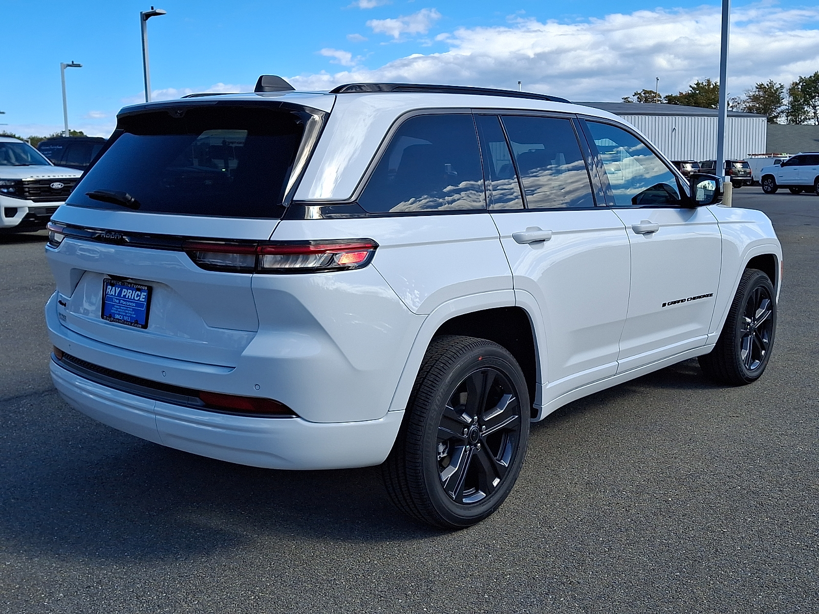 New 2027 Jeep Grand Cherokee Limited Reserve 4x4 Sport Utility