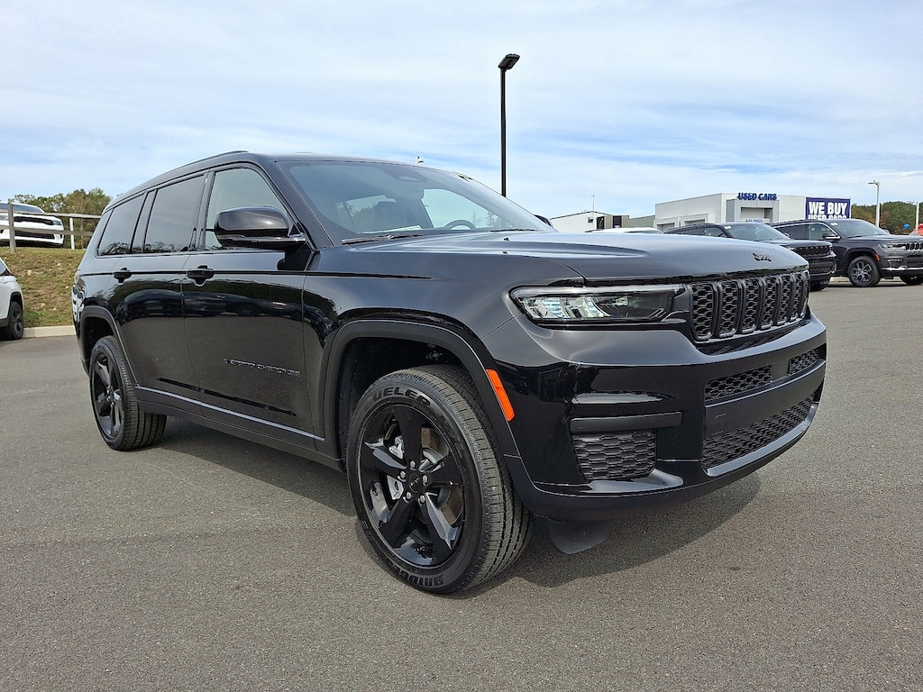 New 2025 Jeep Grand Cherokee L Altitude X 4x4 Sport Utility